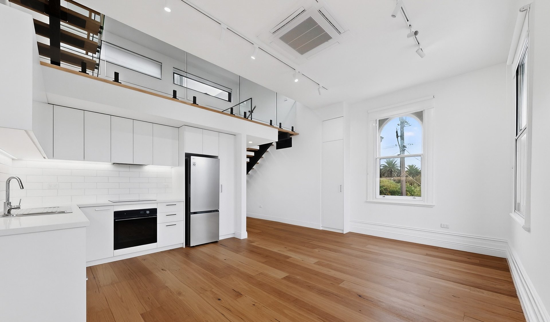 51 Hawthorn Rd, Caulfield North: photo 5