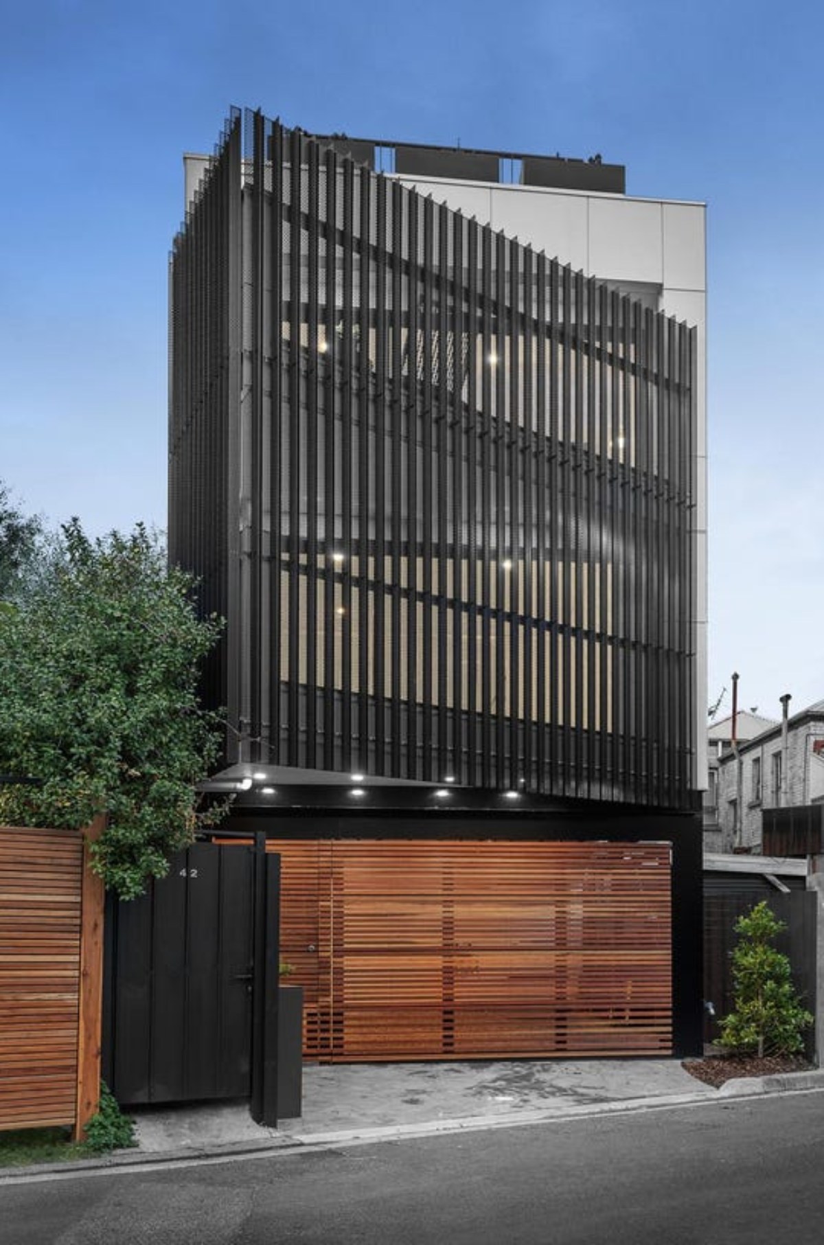 The Hawthorn House, Little Church St, Hawthorn: street facade